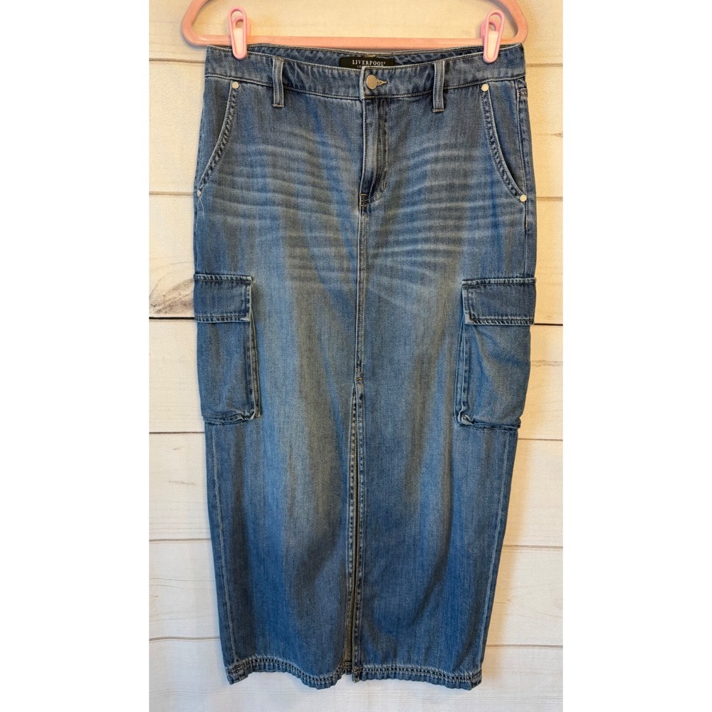 Liverpool Los Angeles Denim Cargo Midi Skirt Medium Wash Blue Size 4/27